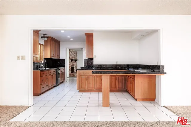 $749,900 | 1725 North Dejoy Street, Santa Maria, CA 93458