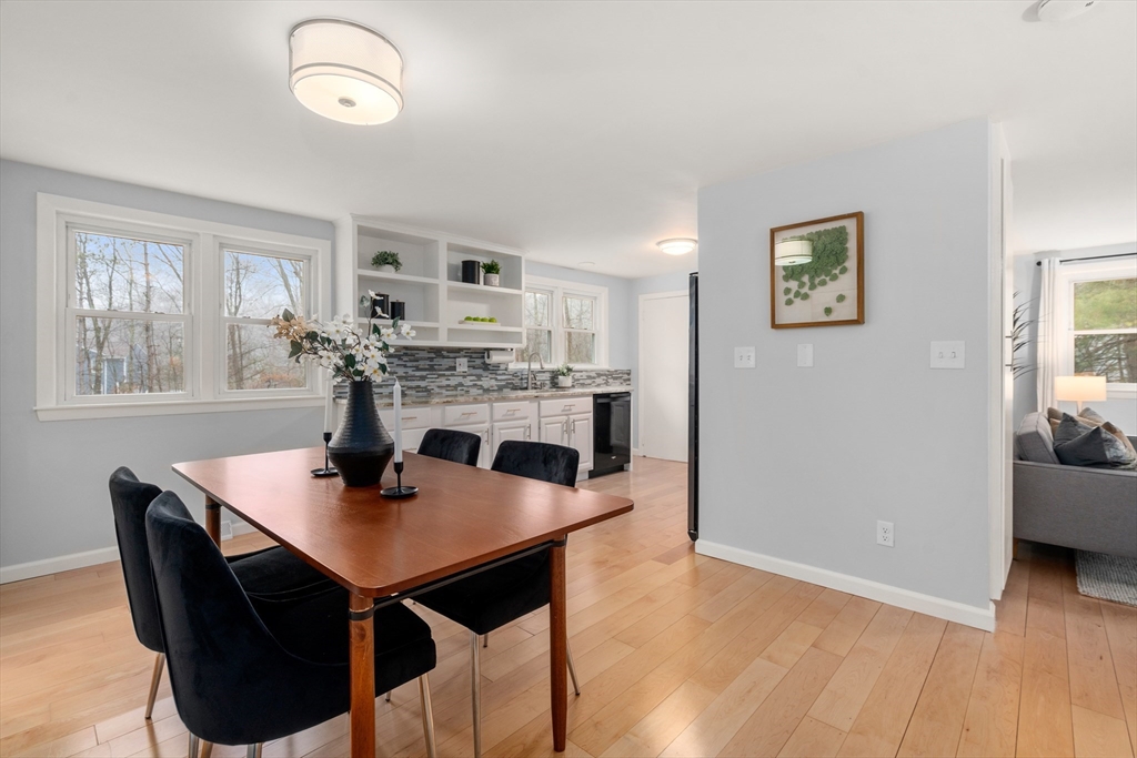 117 Jenkins Road Andover, MA 01810 - Photo 7 of 18 Gallery Image 7