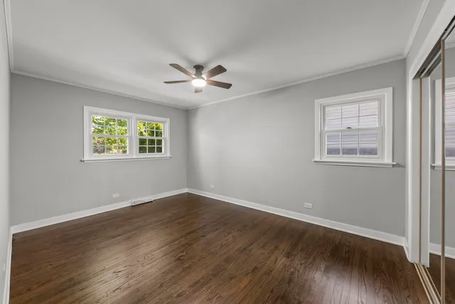 $409,900 | 4433 West 100th Street, Oak Lawn, IL 60453