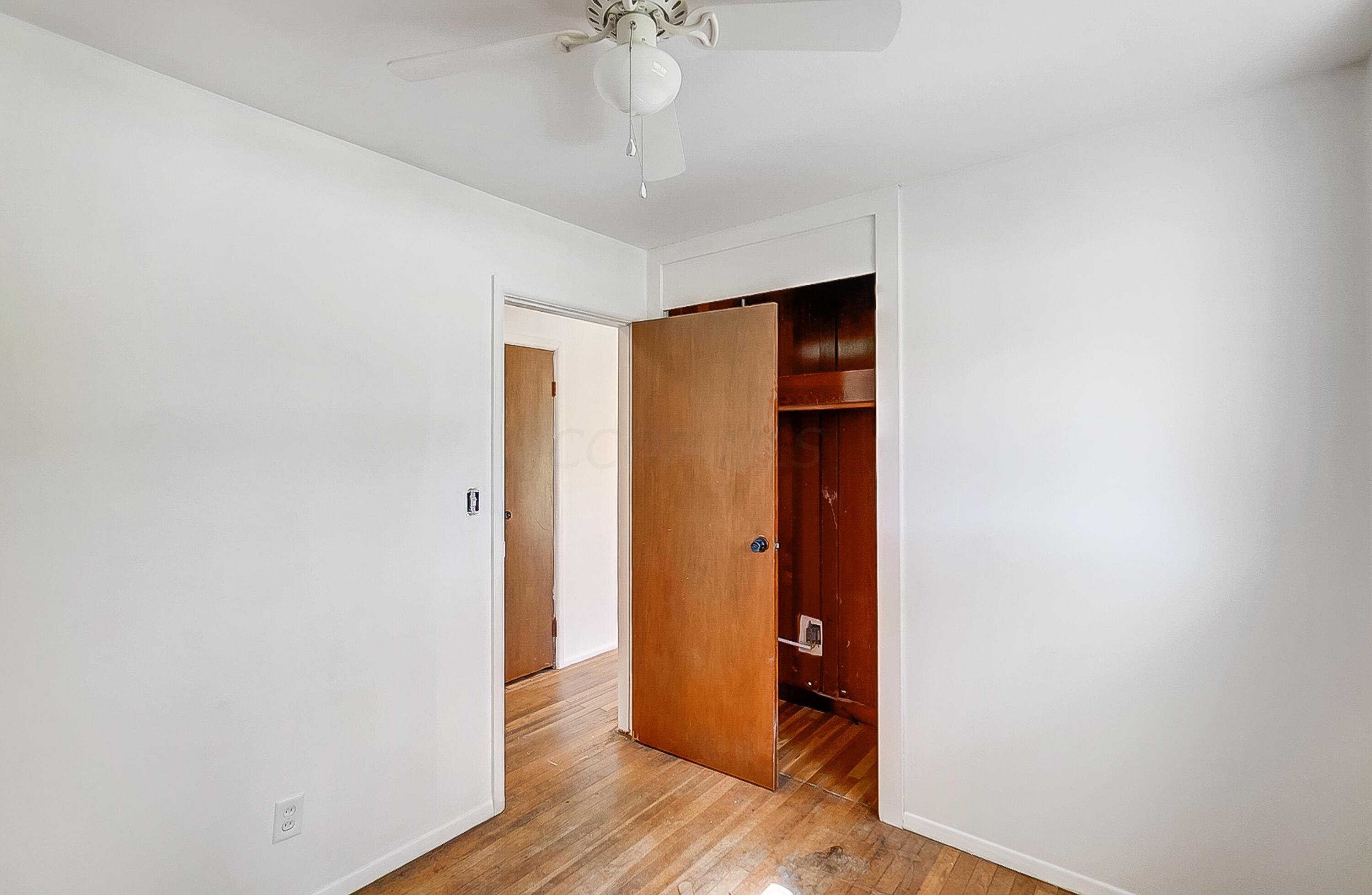 1589 Spaulding Road Dayton, OH 45432 - Photo 18 of 28 Bedroom 2