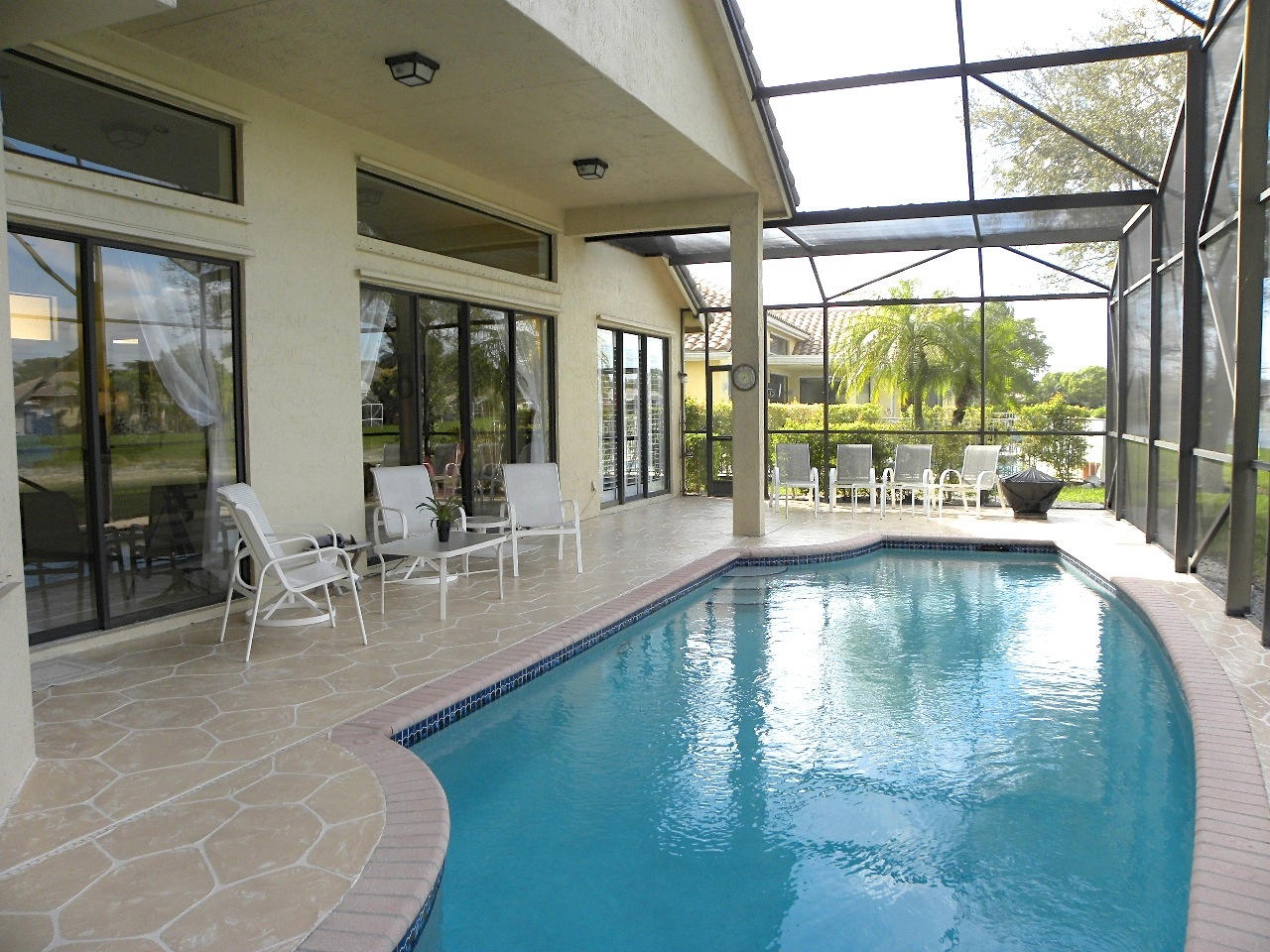 22289 Holcomb Place Boca Raton, FL 33428 - Photo 27 of 43 Screened Pool & Patio