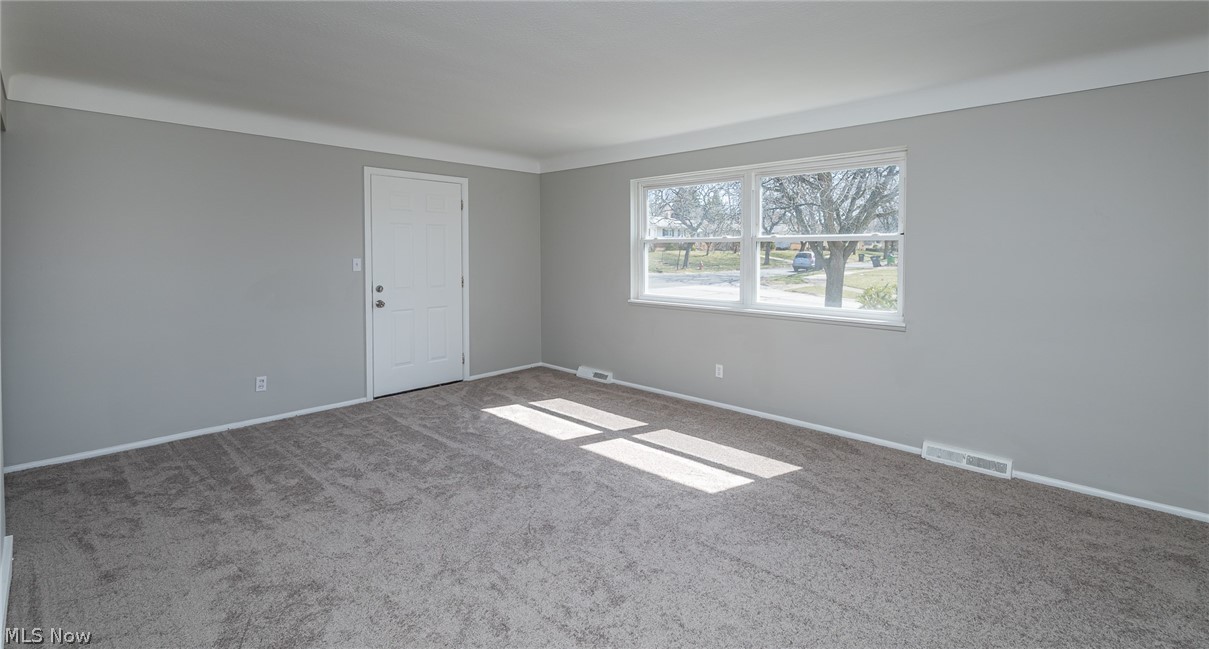 8285 Reed Avenue Garfield Heights, OH 44125 - Photo 9 of 30