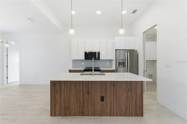 $2,900 | 10488 Van Wyck Terrace, Port Charlotte, FL 33981