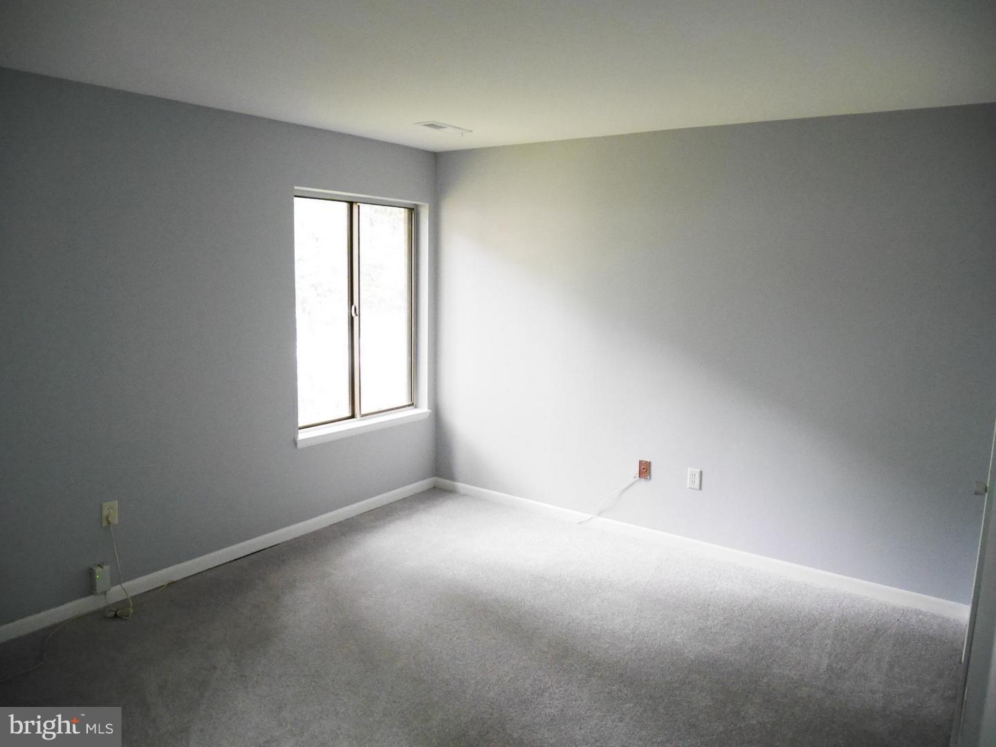 10596 Twin Rivers Road, Unit E2 Columbia, MD 21044 - Photo 8 of 13 Bedroom