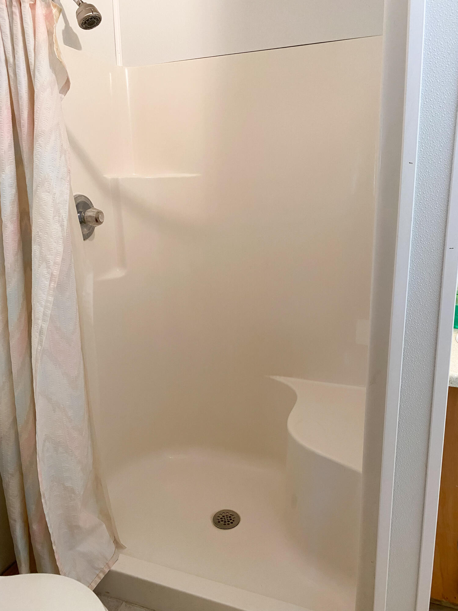 692 Main Road Holden, ME 04429 - Photo 22 of 36 Unit 2 Bathroom 2