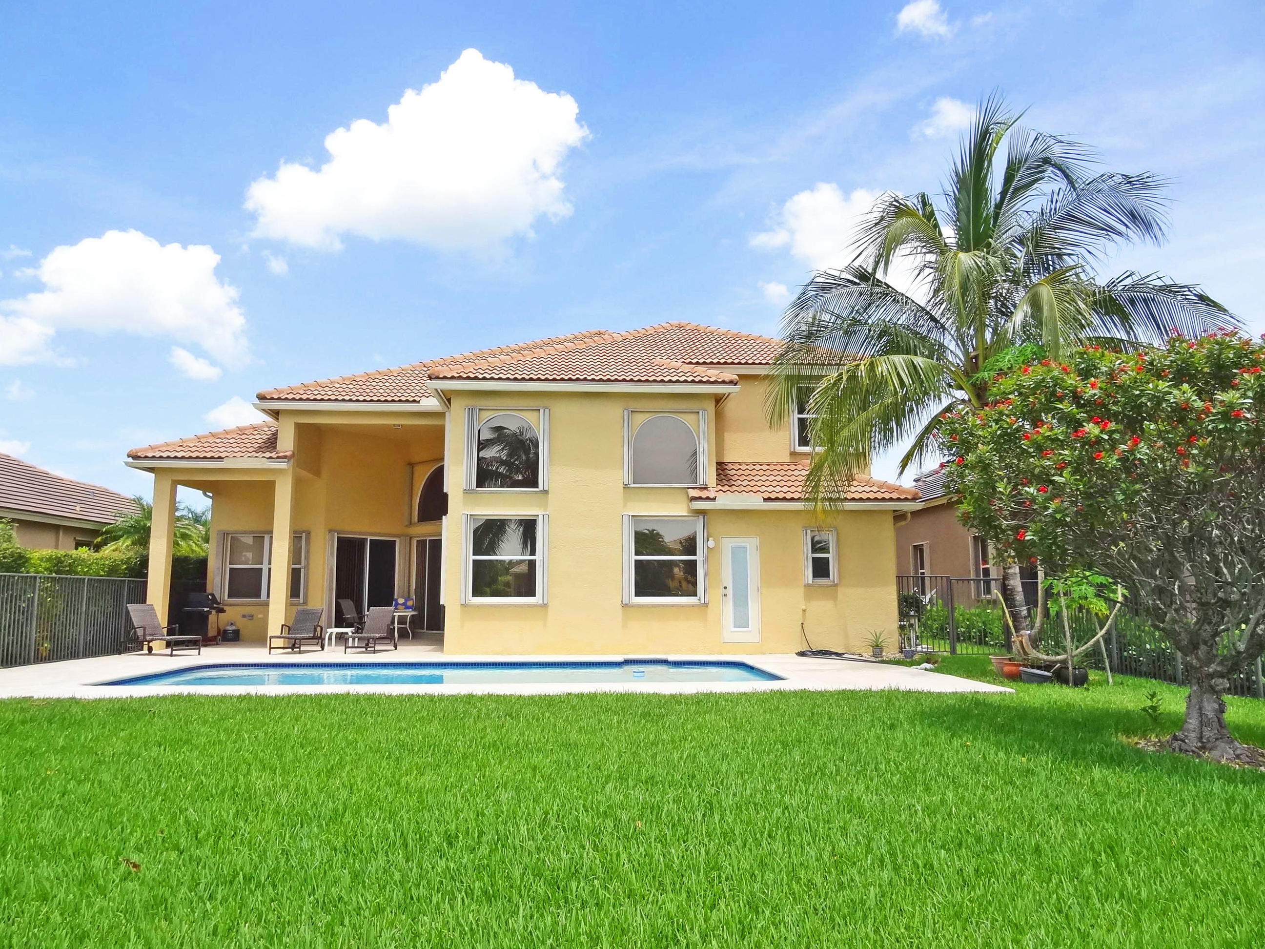 12438 Antille Drive Boca Raton, FL 33428 - Photo 3 of 30 HUGE FENCED YARD