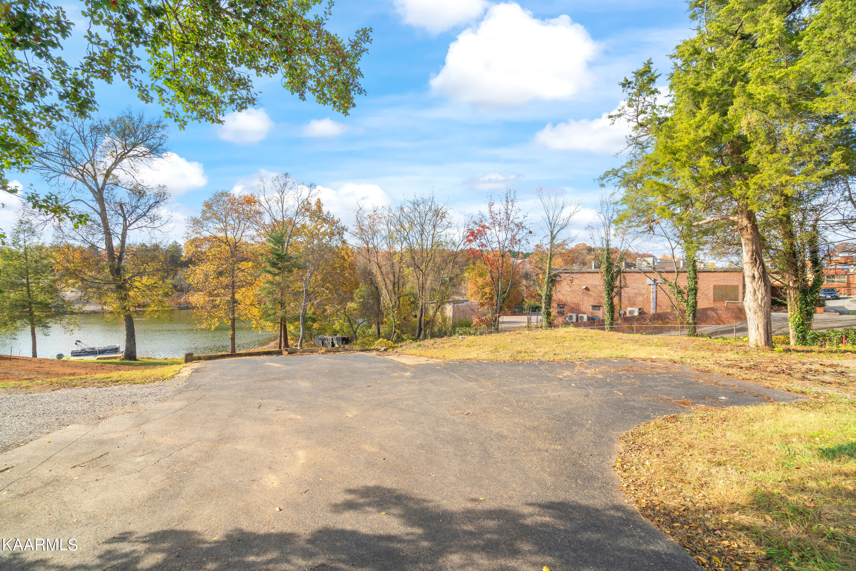 711 Concord Road Knoxville, TN 37934 - Photo 8 of 34 711 Concord Road-9