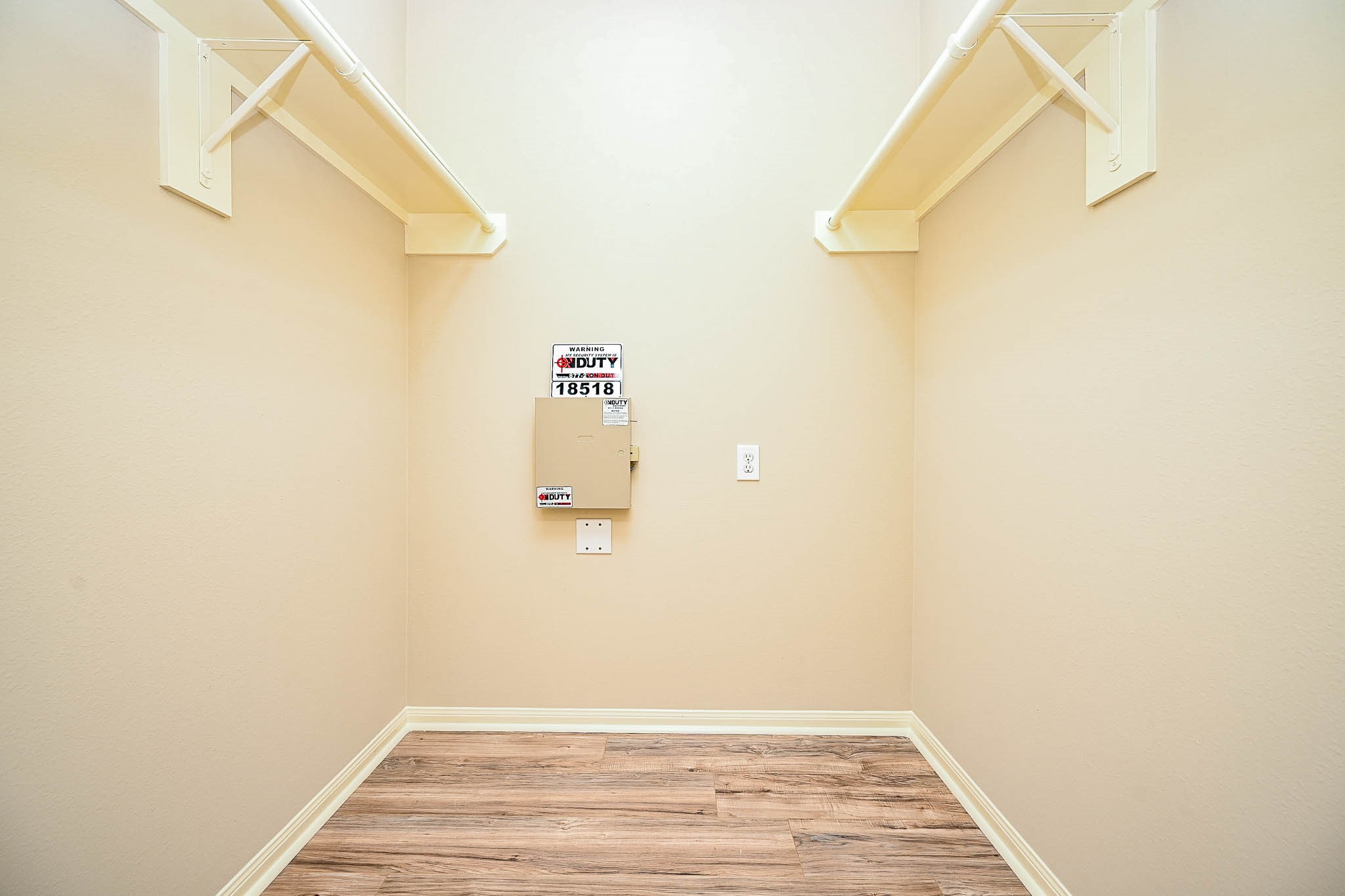 18518 Shadow Line Court Katy, TX 77449 - Photo 22 of 32 a view of a small room