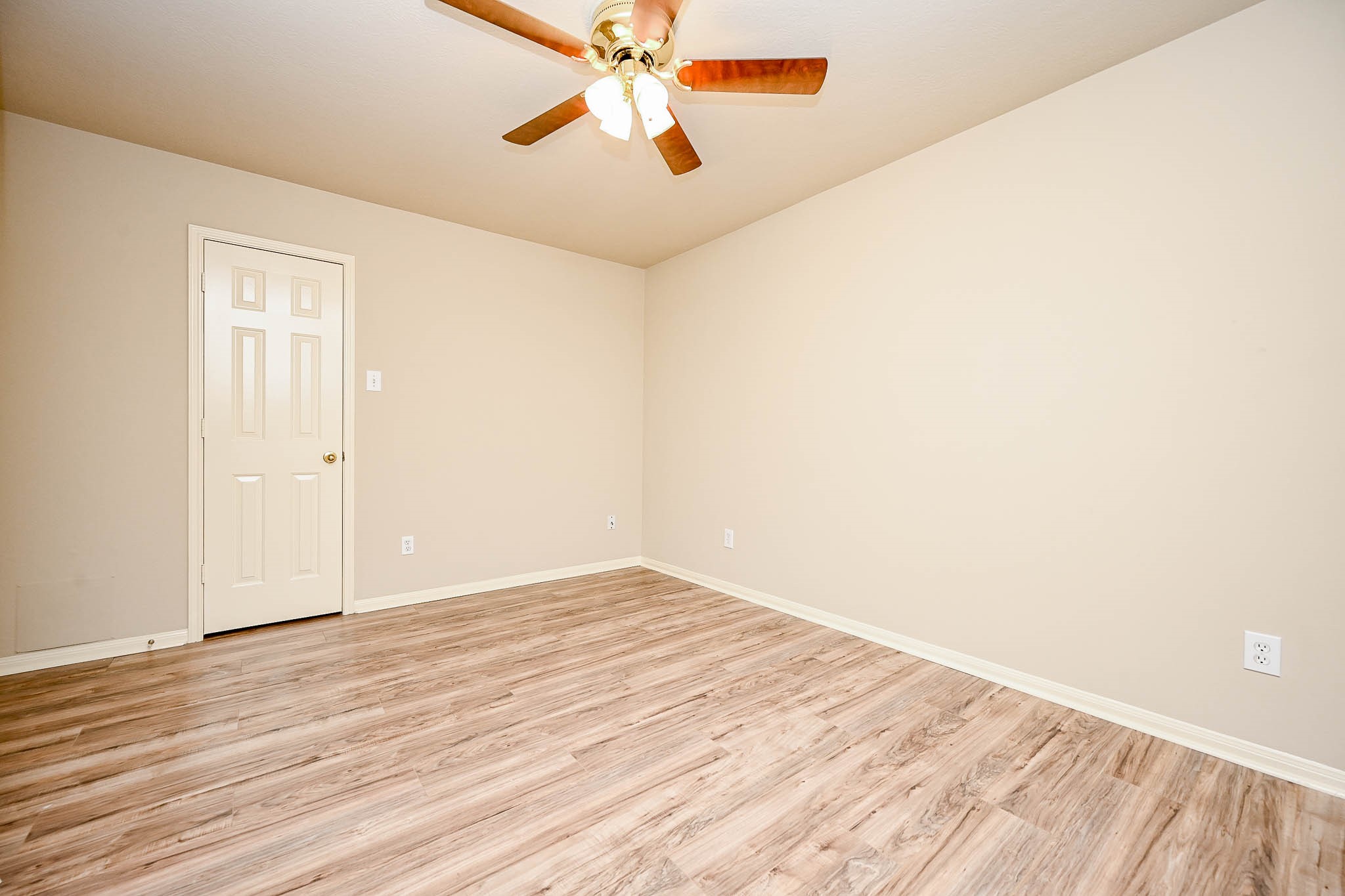 18518 Shadow Line Court Katy, TX 77449 - Photo 29 of 32 a view of empty room with wooden floor