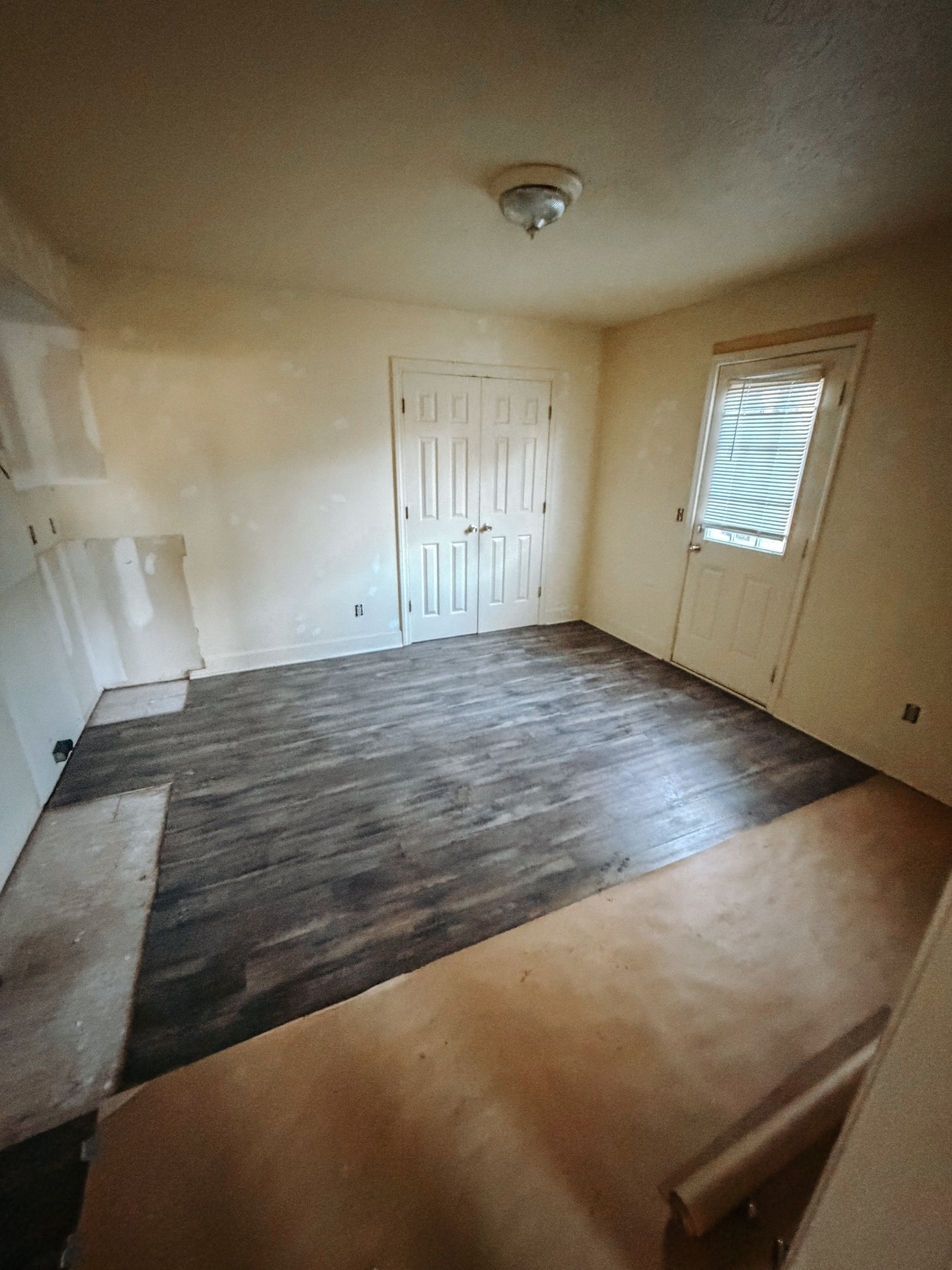 355 Marrell Street Gallatin, TN 37066 - Photo 13 of 13 an empty room with windows