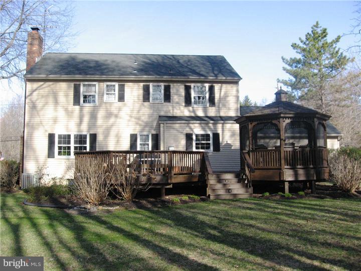 388 North Post Road Princeton Junction, NJ 08550 - Photo 22 of 25 Exterior Back