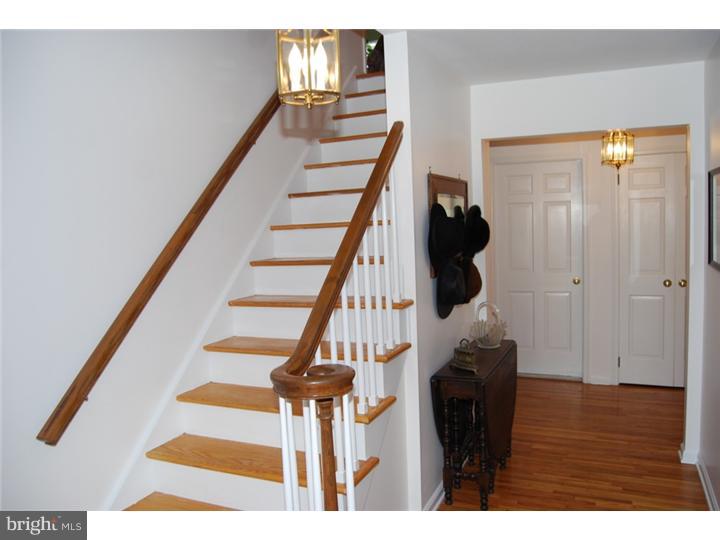 388 North Post Road Princeton Junction, NJ 08550 - Photo 5 of 25 Hallway