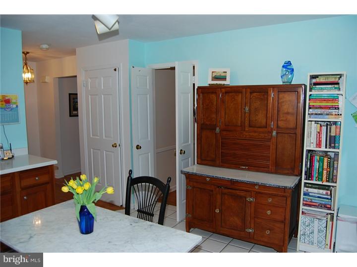 388 North Post Road Princeton Junction, NJ 08550 - Photo 10 of 25 Kitchen