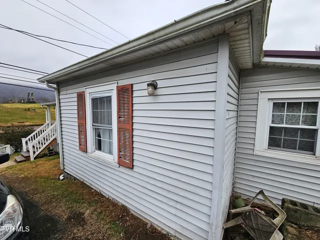 $80,000 | 1018 East Main Street, Saltville, VA 24370