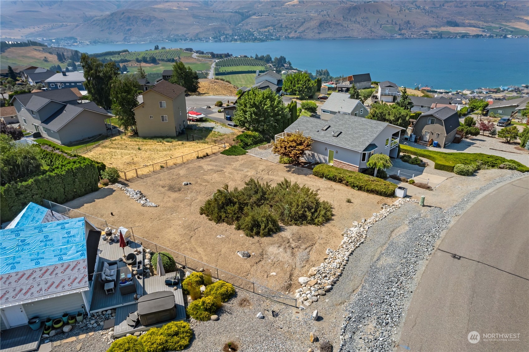 304 Butte Road Chelan, WA 98816 - Photo 1 of 14 Gallery Image 1