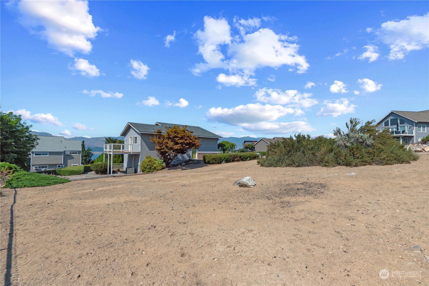 304 Butte Road Chelan, WA 98816 - Photo 7 of 14 Gallery Image 7
