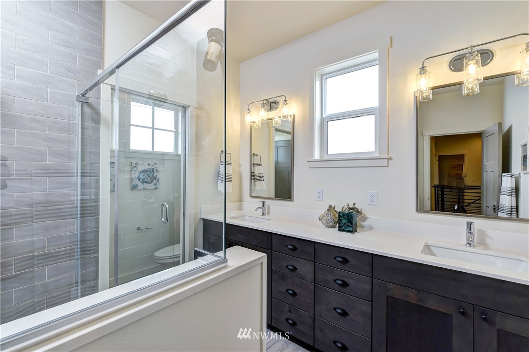 1311 North 79th Street Seattle, WA 98103 - Photo 9 of 15