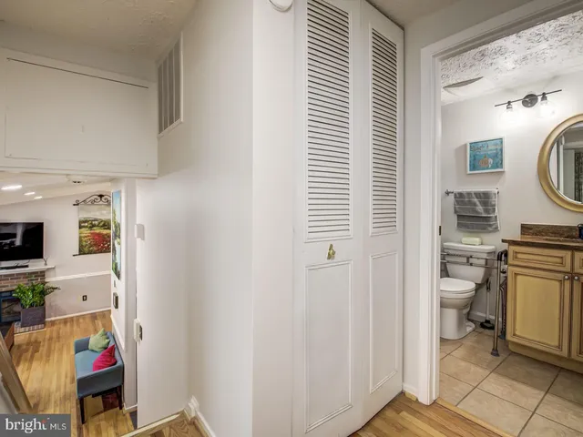 $489,900 | 9907 Treetop Lane, Lanham, MD 20706