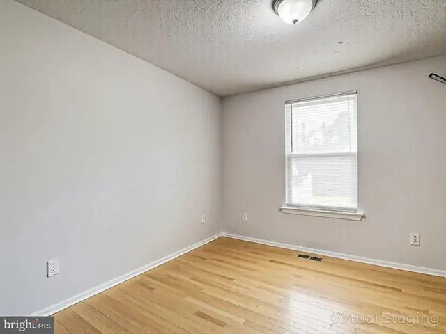 $489,900 | 9907 Treetop Lane, Lanham, MD 20706