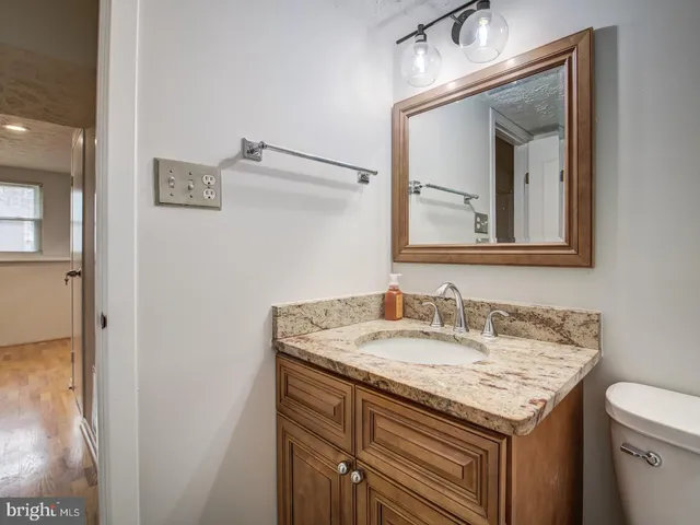 $489,900 | 9907 Treetop Lane, Lanham, MD 20706