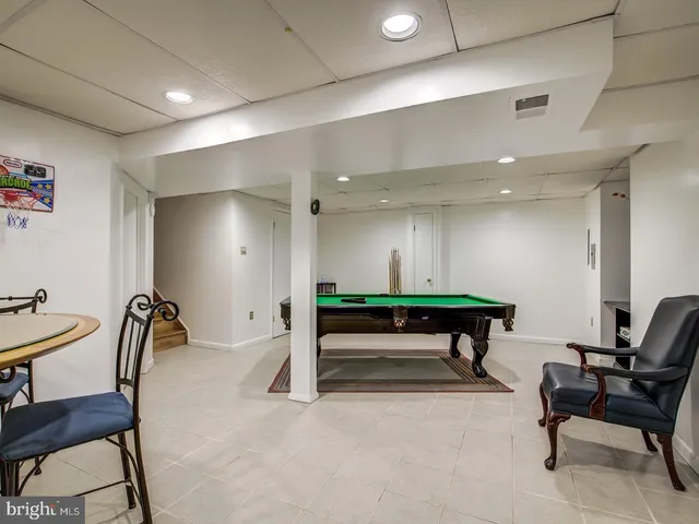 $489,900 | 9907 Treetop Lane, Lanham, MD 20706