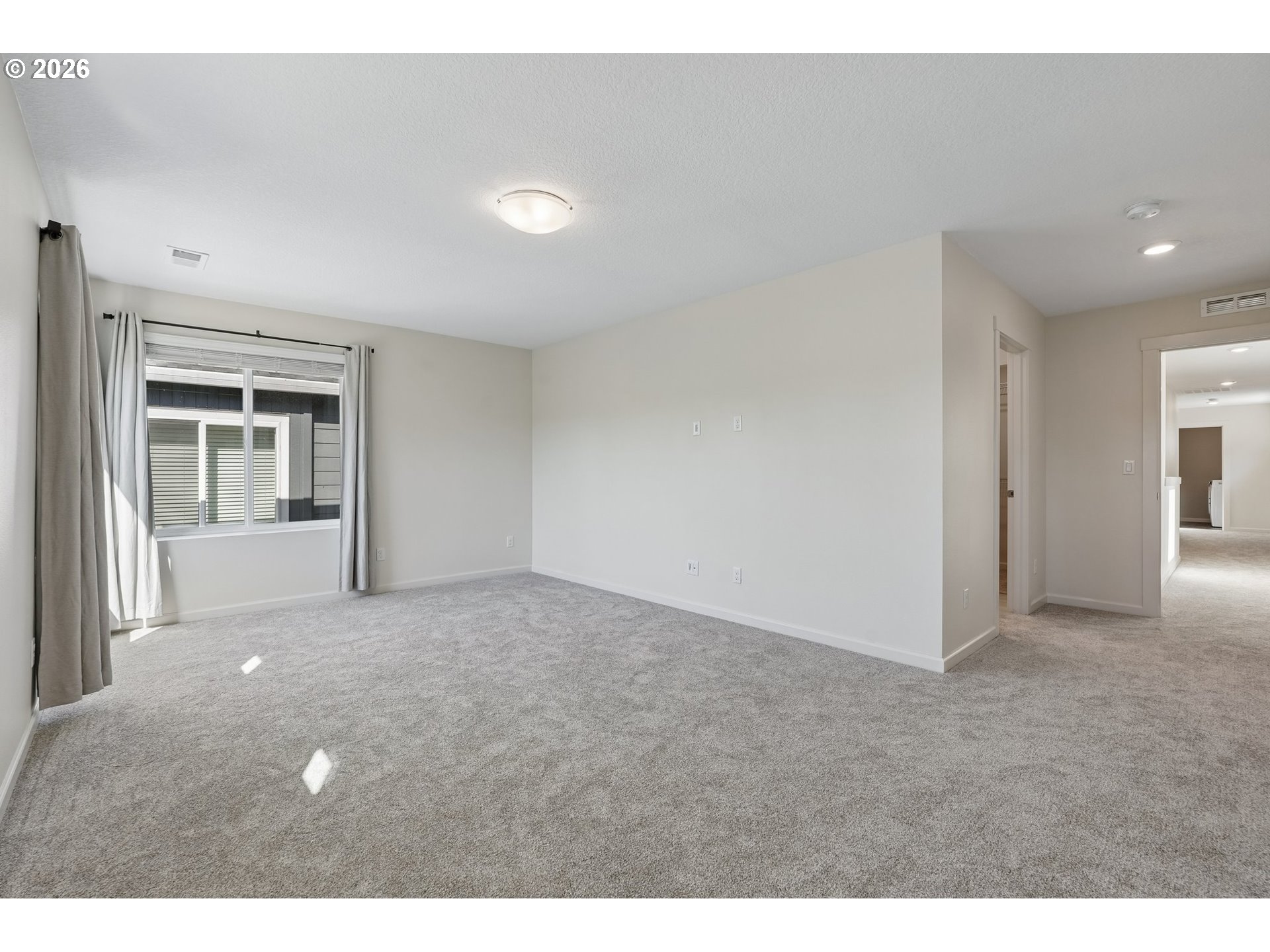 7249 Southwest Spruce Street Portland, OR 97223 - Photo 17 of 37