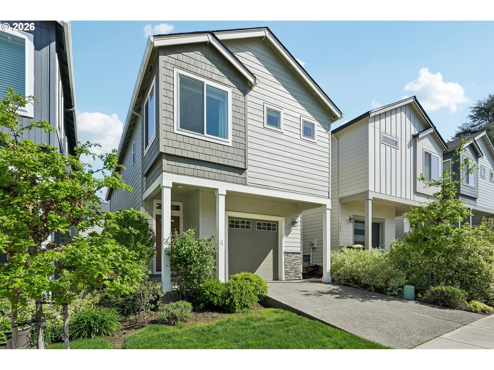 7249 Southwest Spruce Street Portland, OR 97223 - Photo 2 of 37