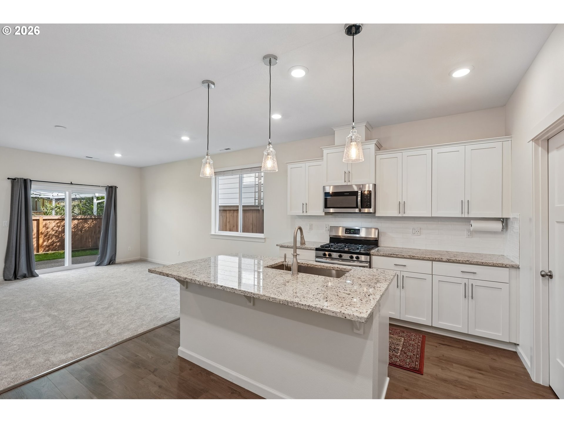 7249 Southwest Spruce Street Portland, OR 97223 - Photo 10 of 37