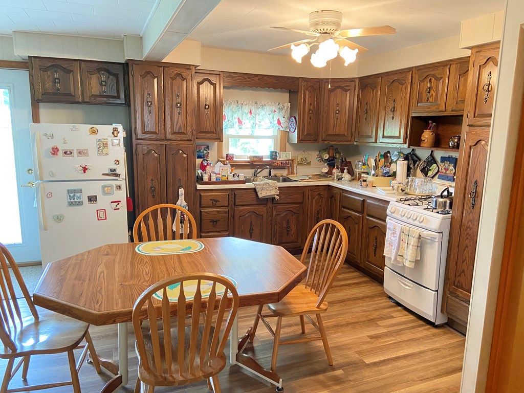 263 Lawsonham Street Rimersburg, PA 16248 - Photo 6 of 25