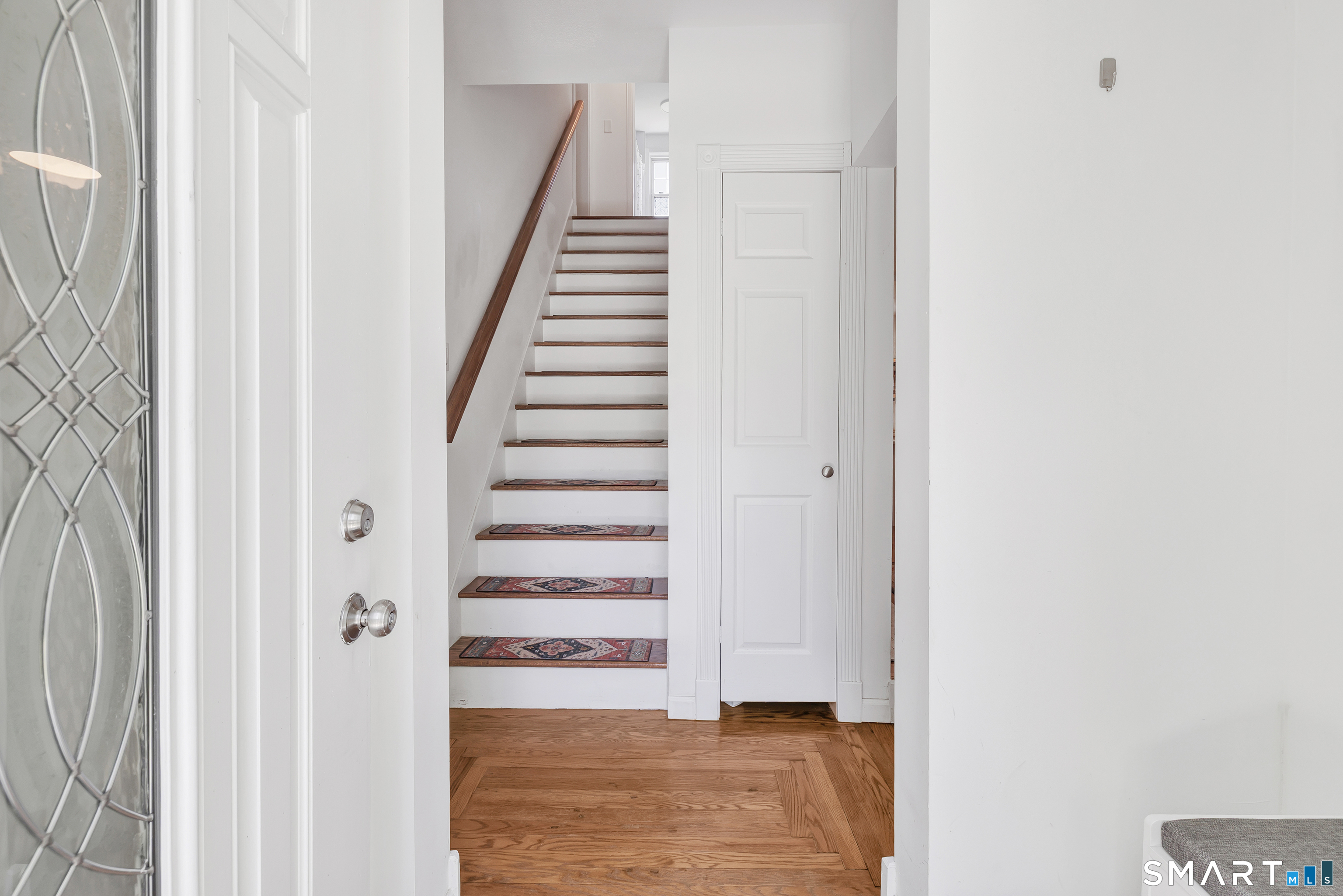 83 Stonybrook Road Stratford, CT 06614 - Photo 2 of 38
