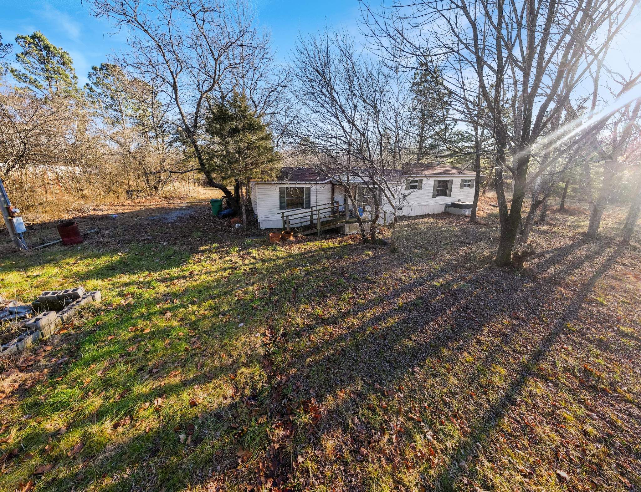 1855 New Hope Road Springfield, TN 37172 - Photo 17 of 35 a view of a yard with a tree
