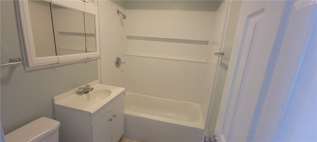 412 7th Road Southwest Vero Beach, FL 32962 - Photo 12 of 19