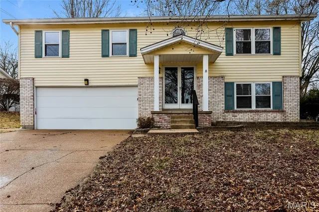 $2,135 | 5621 Wieland Drive, St. Louis, MO 63128