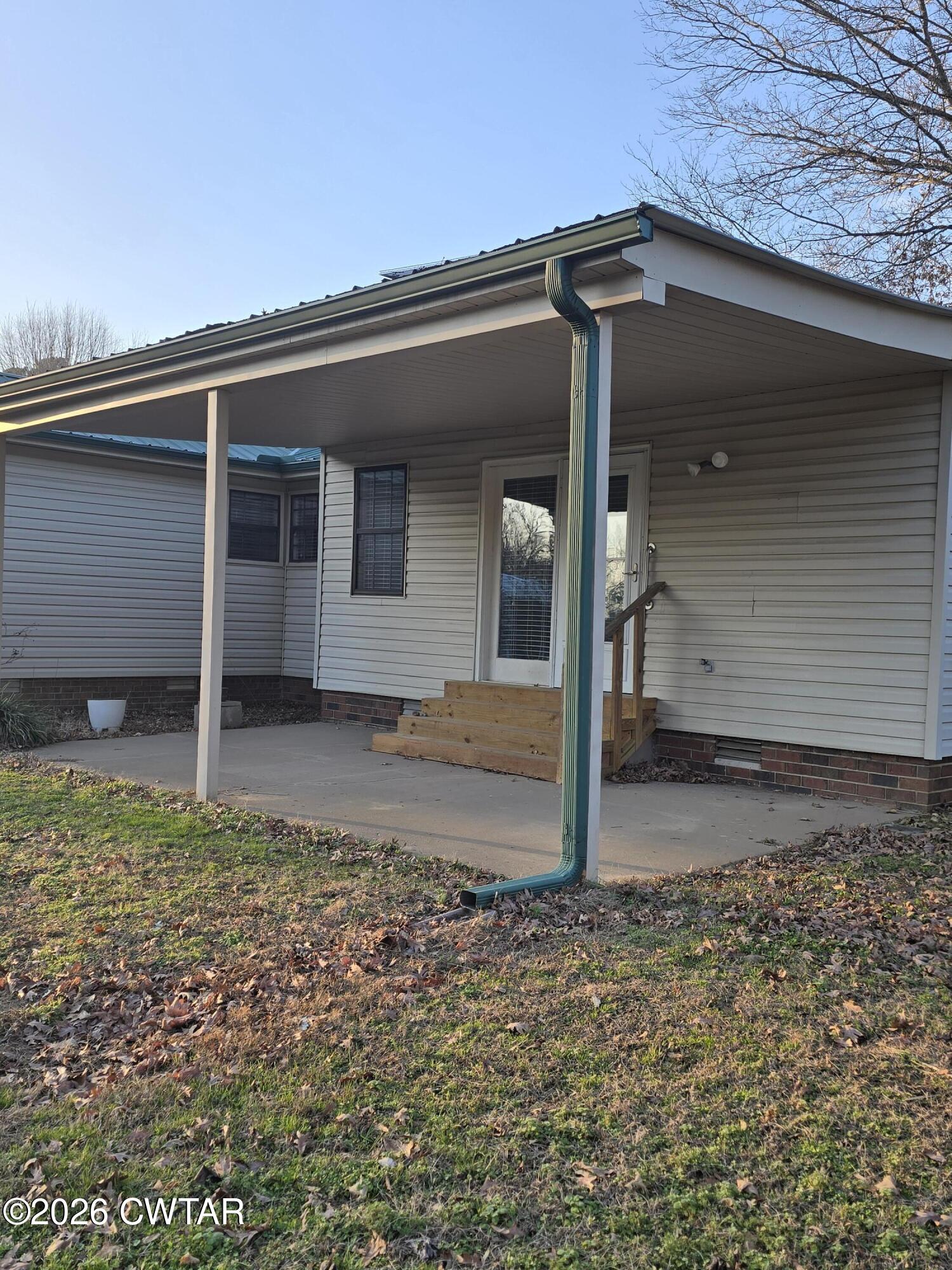 18 Lake Avenue Jackson, TN 38301 - Photo 19 of 19 a view of a house with a yard