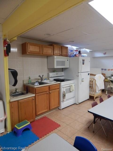 54095 Baker Road New Baltimore, MI 48047 - Photo 43 of 57 DSCN5605.JPG