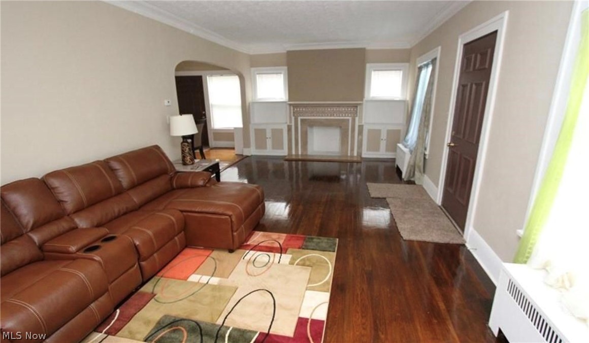 13047 Cedar Road Cleveland, OH 44118 - Photo 8 of 35 Gallery Image 8