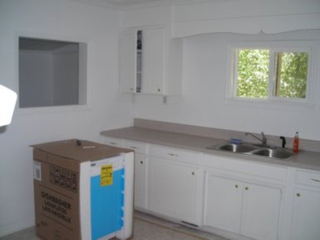 156 Cannon Road Wellford, SC 29385 - Photo 4 of 8 Gallery Image 4