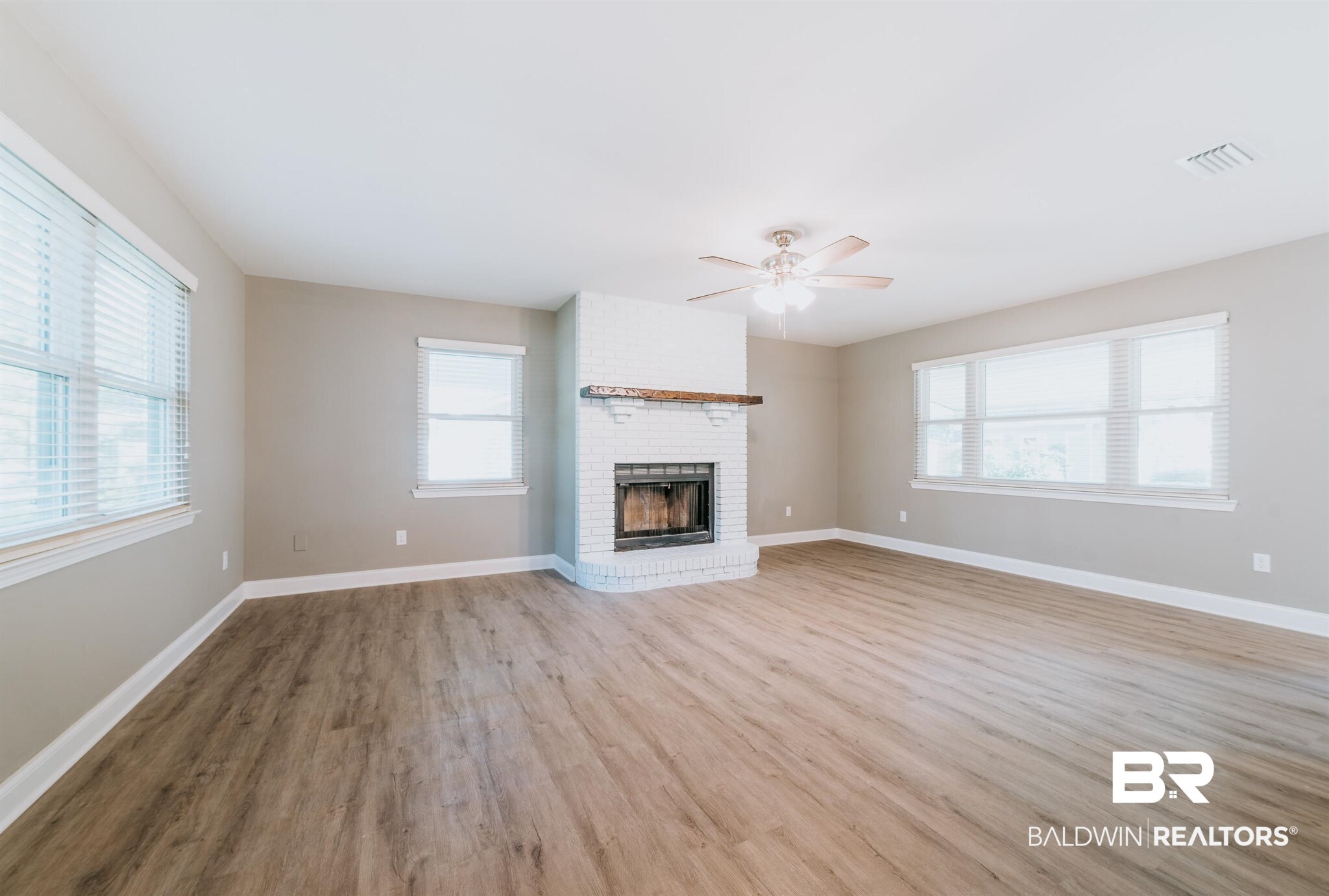 115 Dunbar Loop Daphne, AL 36526 - Photo 5 of 28