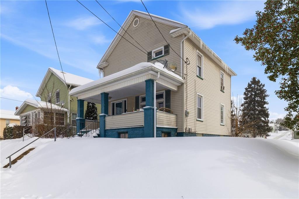 1103 Summit Street New Castle, PA 16101 - Photo 3 of 9