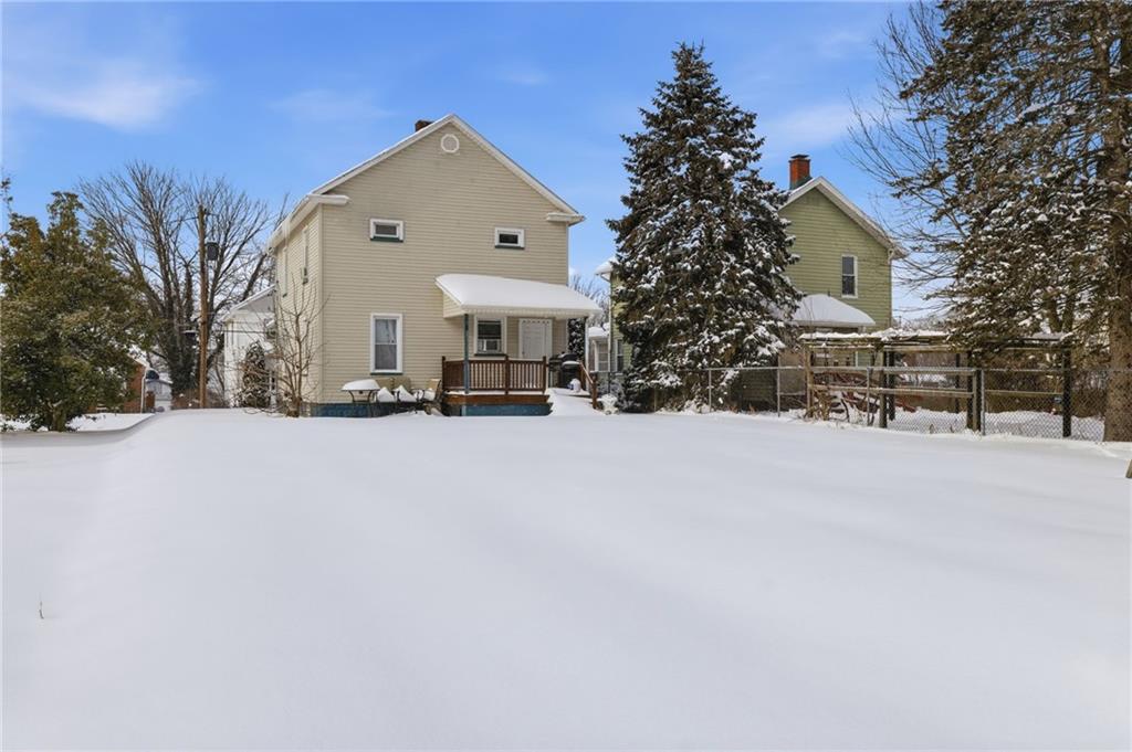 1103 Summit Street New Castle, PA 16101 - Photo 4 of 9