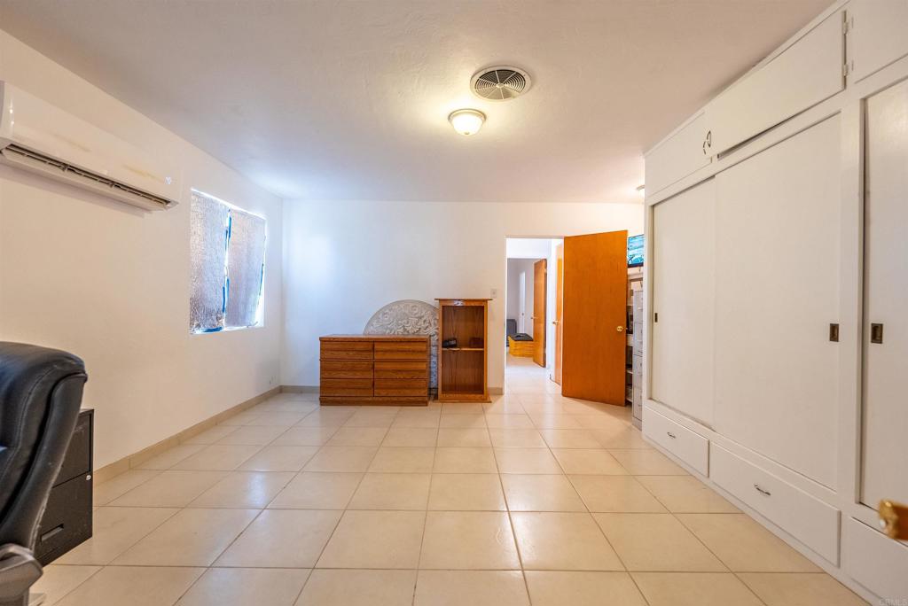 225 West Legion Road Brawley, CA 92227 - Photo 14 of 38