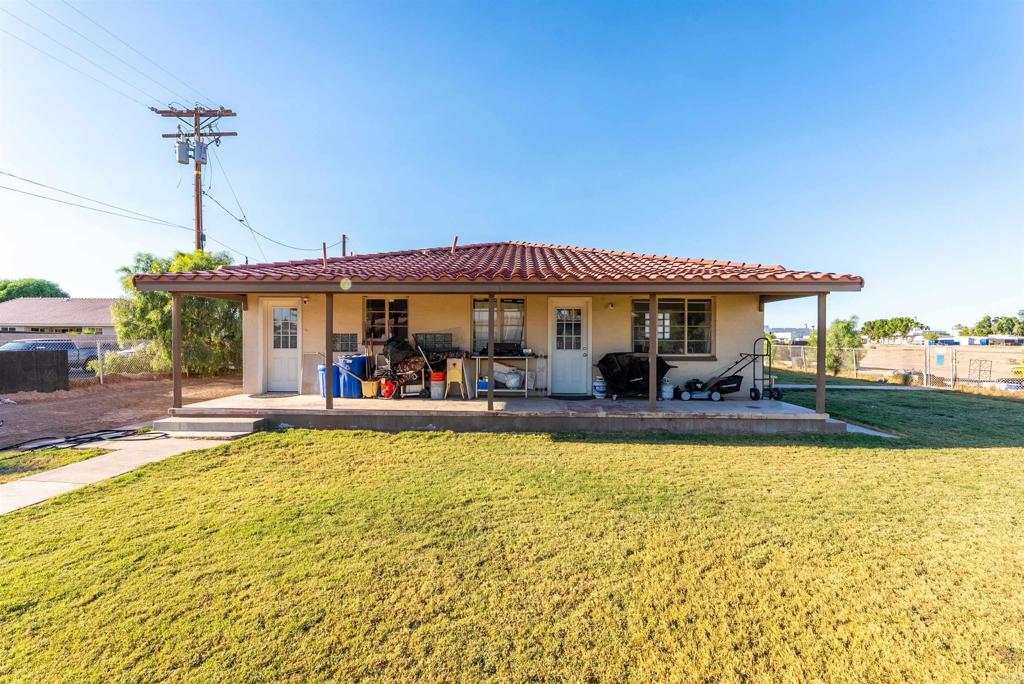 225 West Legion Road Brawley, CA 92227 - Photo 3 of 38