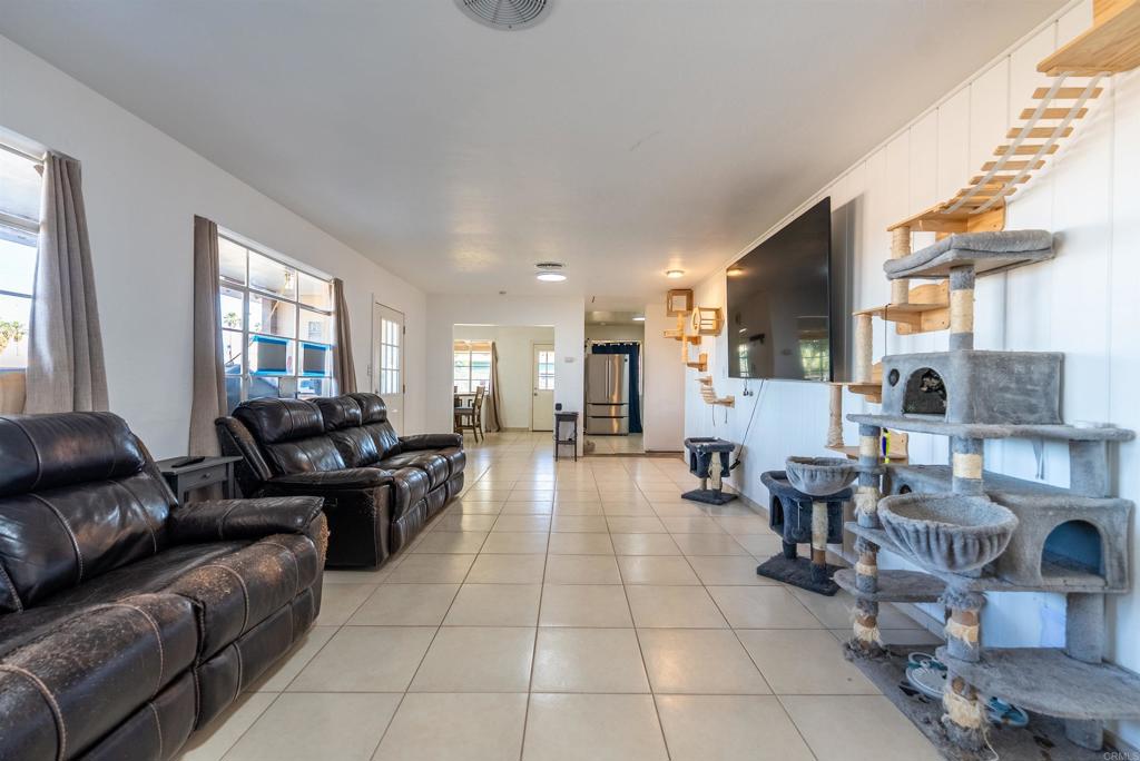 225 West Legion Road Brawley, CA 92227 - Photo 6 of 38