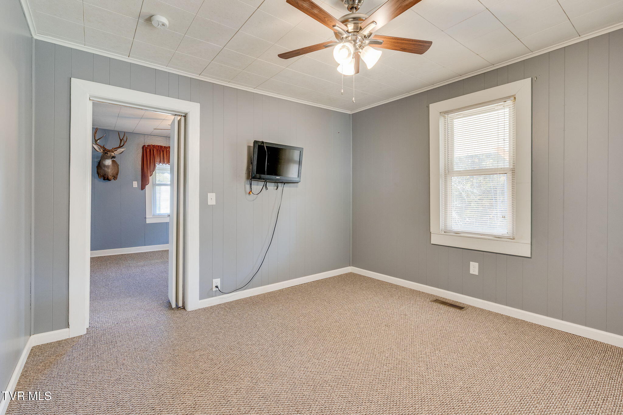 263 Moulton Road Fall Branch, TN 37656 - Photo 24 of 33 015