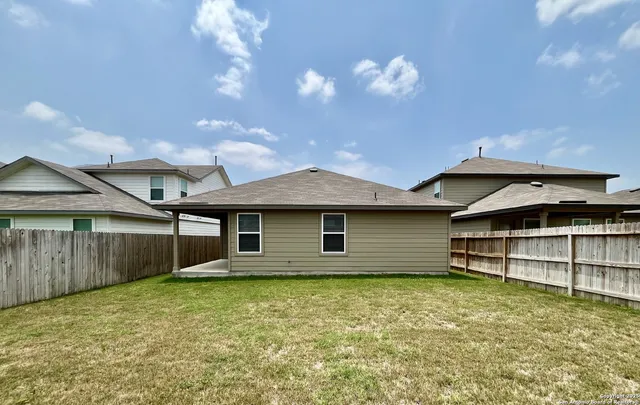 $1,650 | 6810 Schillings Key, San Antonio, TX 78252