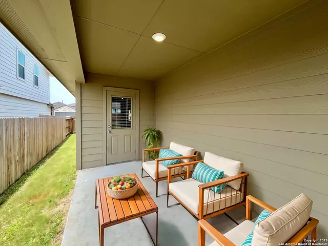 $1,650 | 6810 Schillings Key, San Antonio, TX 78252