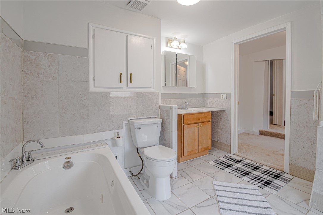 16400 Munn Road Cleveland, OH 44111 - Photo 16 of 27 Gallery Image 16