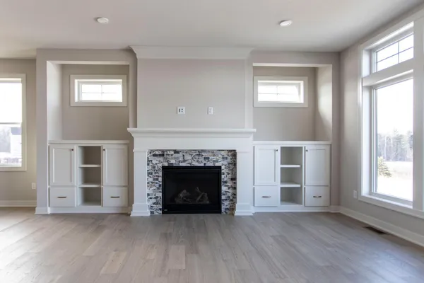 $1,280,854 | 4705 Ogden Trail North, Stillwater, MN 55082