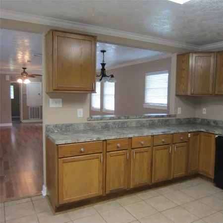 $2,000 | 18675 Ferne Drive, Porter, TX 77365
