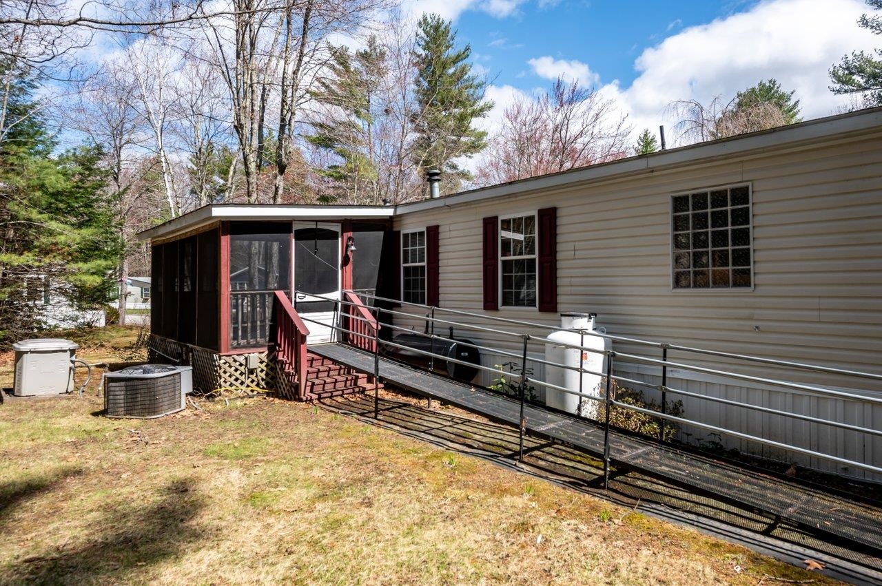 10 Lark Lane Rochester, NH 03868 - Photo 34 of 37